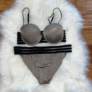 Beach Bunny Sheer Addiction Bikini Sz Medium